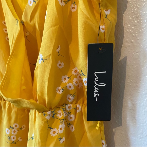 NWT Lulus Floral Romper - Picture 3 of 7